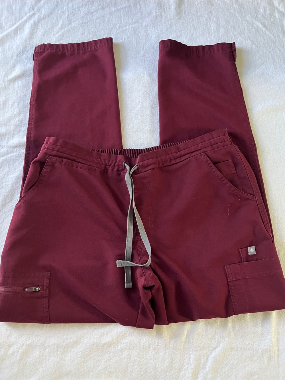 FIGS Scrub Set Burgundy S/SP - Picture 4 of 7